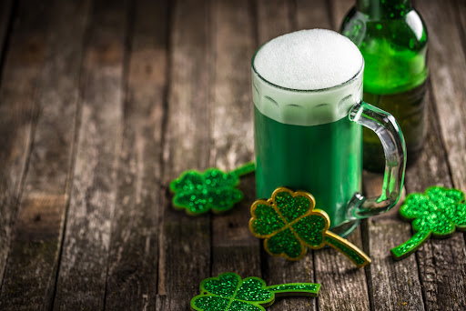 Fejr St. Patrick’s Day med Forfriskende Cocktails